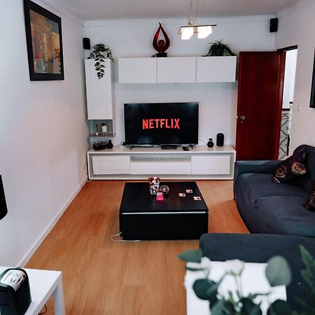 Family-Friendly And Cozy 3-Bedroom Accommodation In Lisbon Bagian luar foto