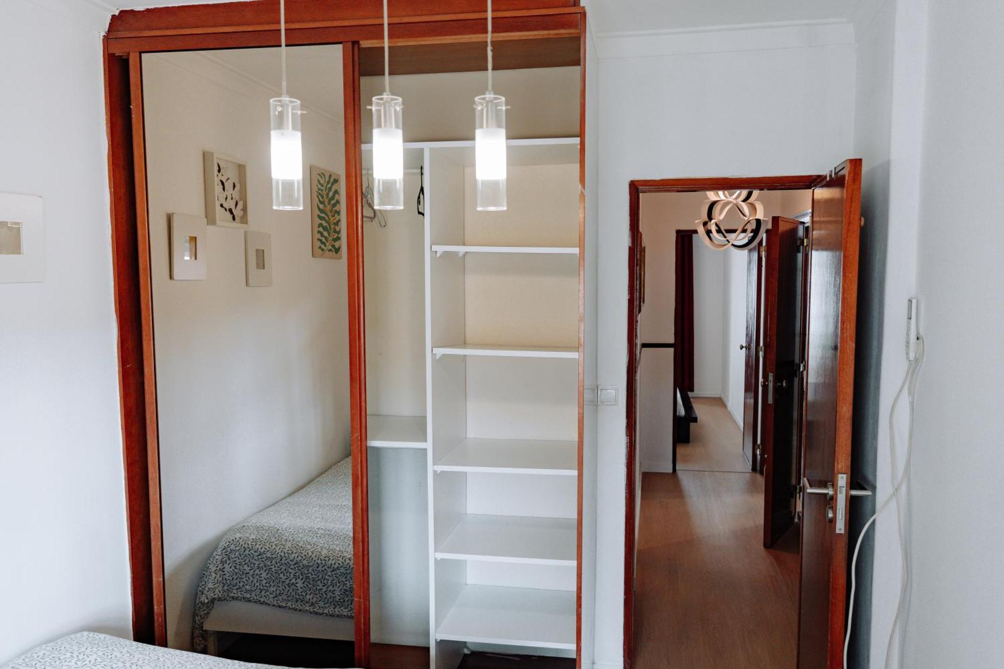 Family-Friendly And Cozy 3-Bedroom Accommodation In Lisbon Bagian luar foto